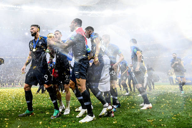 阿隆索的关 阿隆索的关