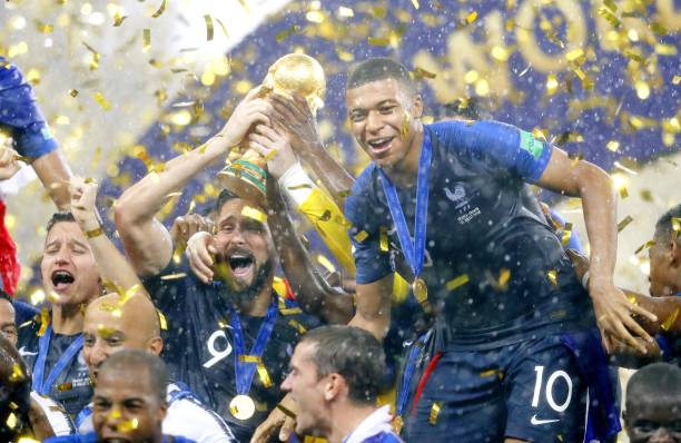 埃德森一直 埃德森一直